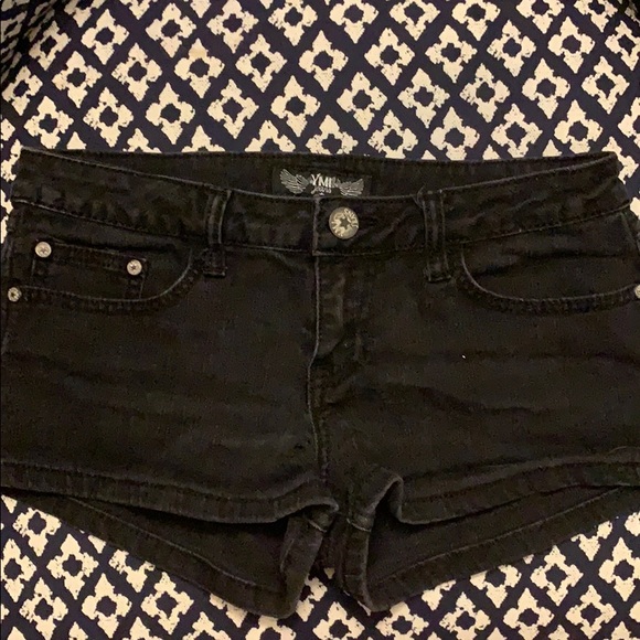 YMI black jean shorts - Picture 2 of 2